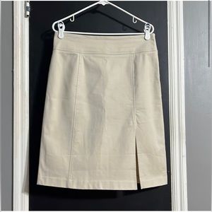 Tommy Hilfiger Tan Stretch Skirt w/ Front Slit Size: 10
